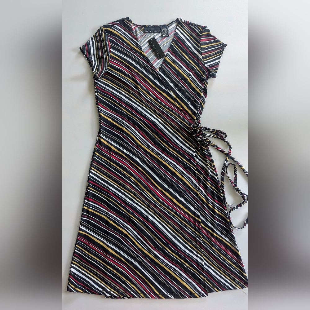 NWT, Attention Women's Striped Short Sleeves Wrap Midi V-neck Dress. Size XSmall